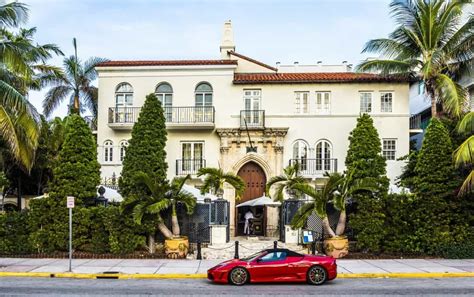 versace mort miami|versace miami beach house.